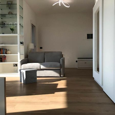 דירות Fiera Milanocity View With Terrace Next To Shopping Mall מראה חיצוני תמונה