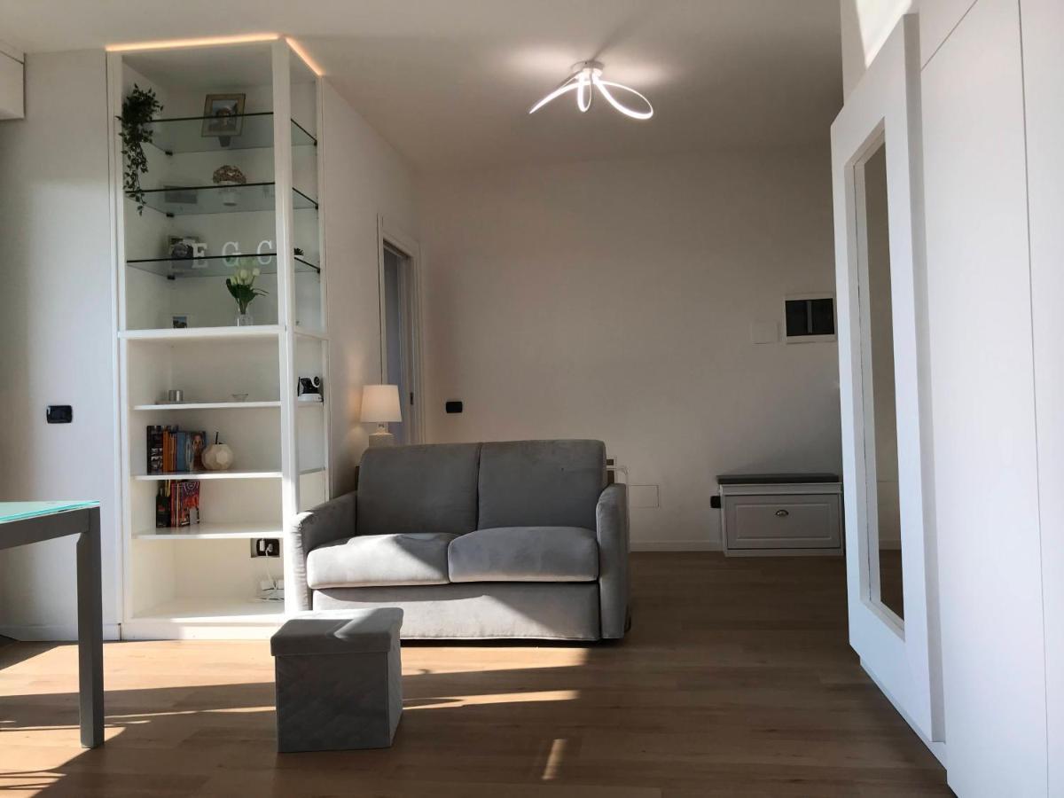 דירות Fiera Milanocity View With Terrace Next To Shopping Mall מראה חיצוני תמונה